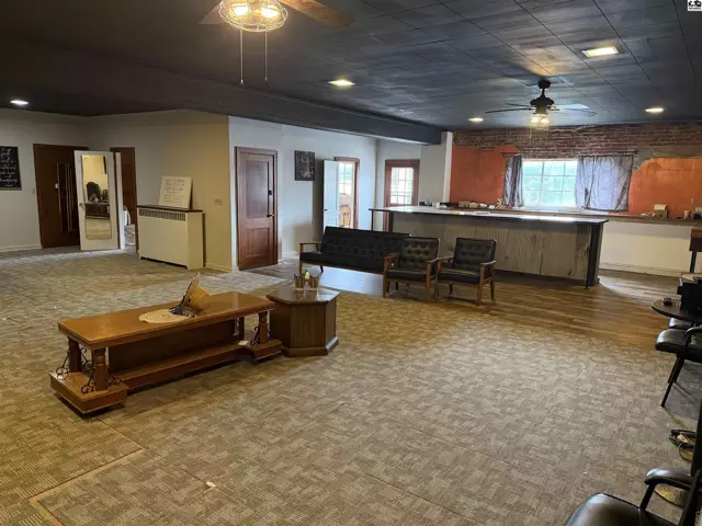 Photo of 115 E 4th St, Pratt, KS