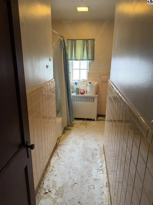 Photo of 115 E 4th St, Pratt, KS