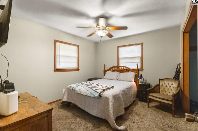 Photo of 2610 St Elmo Dr, Hutchinson, KS