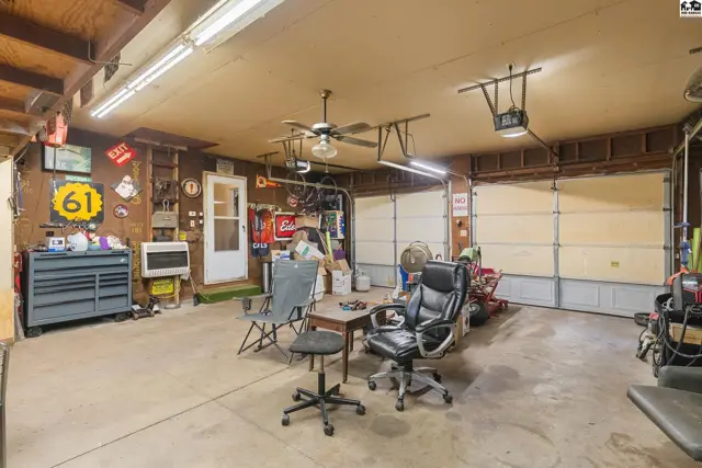 Photo of 2610 St Elmo Dr, Hutchinson, KS