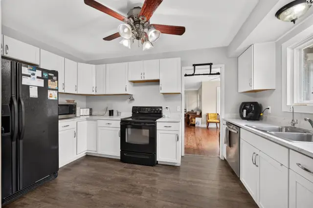 Photo of 2321 N Monroe St, Hutchinson, KS