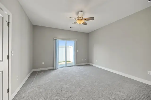 Photo of 1302 Steve Hawley Ln, Salina, KS