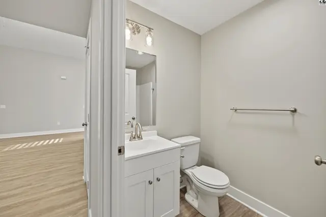 Photo of 1302 Steve Hawley Ln, Salina, KS