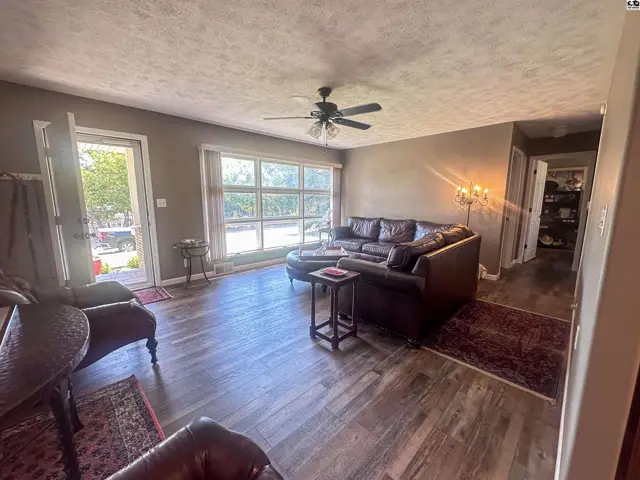 Photo of 585 Belmont Rd, Pratt, KS