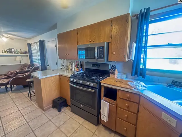 Photo of 585 Belmont Rd, Pratt, KS