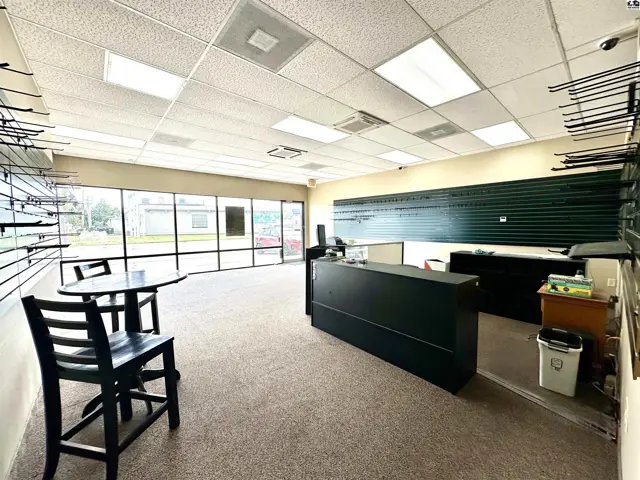 Photo of 2500 N Main St, Hutchinson, KS