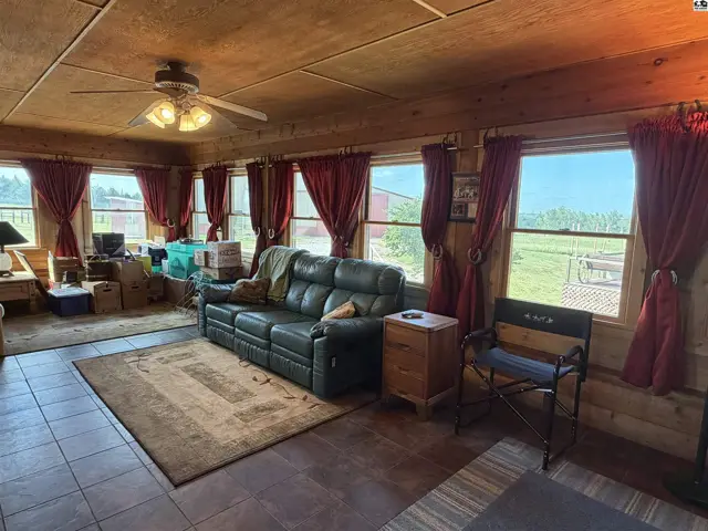 Photo of 2211 14th Ave, Lindsborg, KS