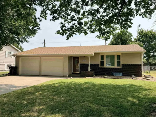 Photo of 1458 N Maple St, McPherson, KS