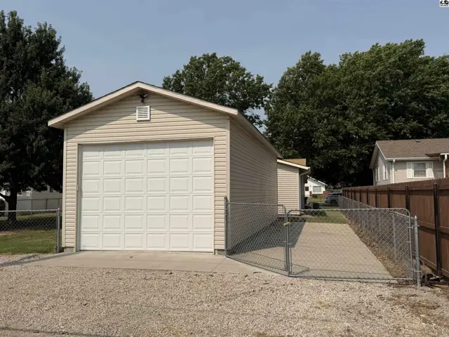 Photo of 1458 N Maple St, McPherson, KS