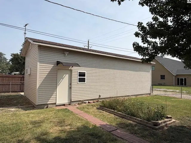 Photo of 1458 N Maple St, McPherson, KS