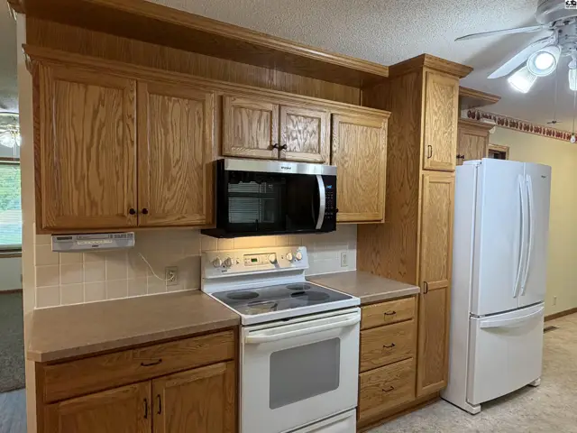 Photo of 1458 N Maple St, McPherson, KS