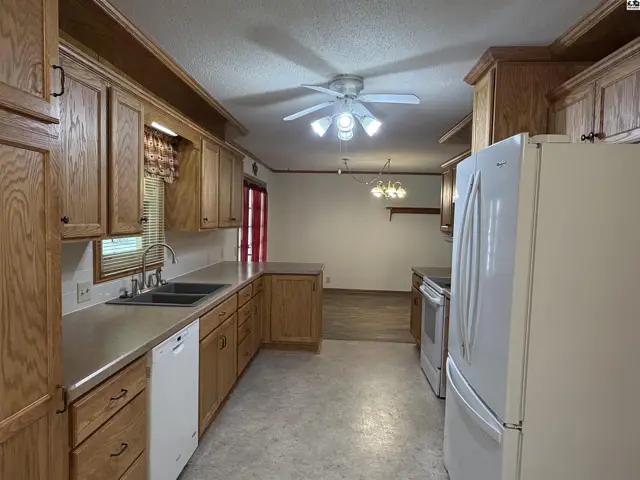 Photo of 1458 N Maple St, McPherson, KS
