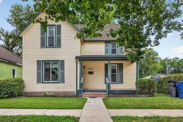 Photo of 507 W 6th St, Newton, KS