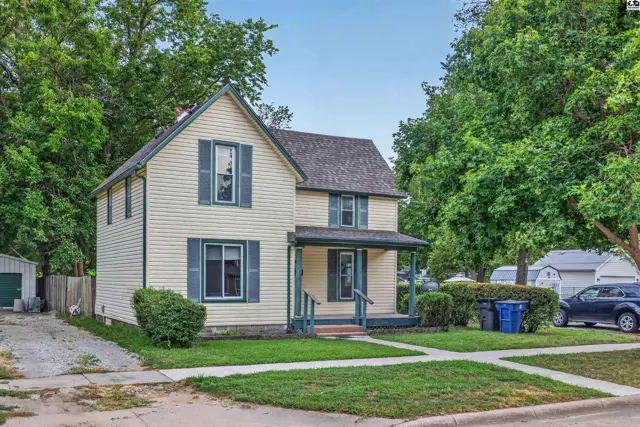 Photo of 507 W 6th St, Newton, KS