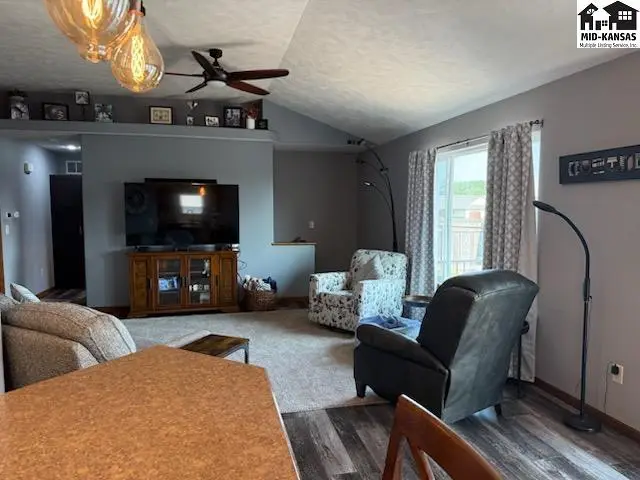 Photo of 1956 Cochise Ave, McPherson, KS