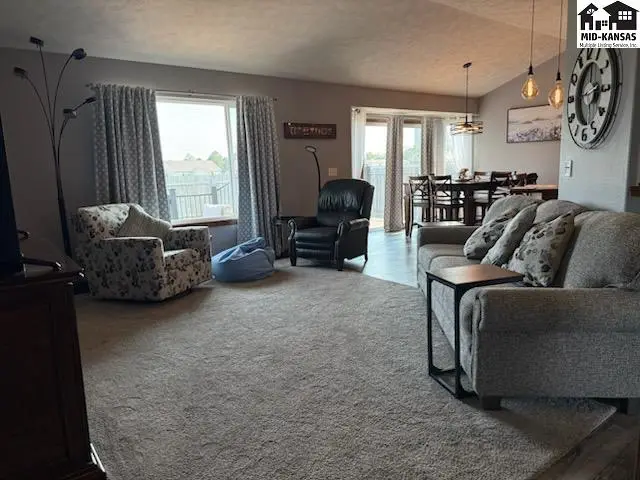 Photo of 1956 Cochise Ave, McPherson, KS