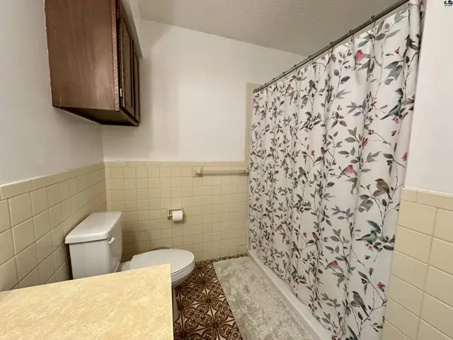 Photo of 4504 Foothill Dr, Hutchinson, KS