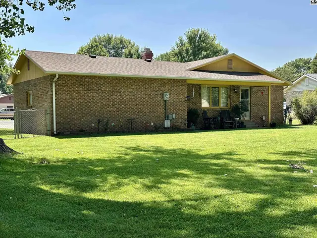 Photo of 4504 Foothill Dr, Hutchinson, KS