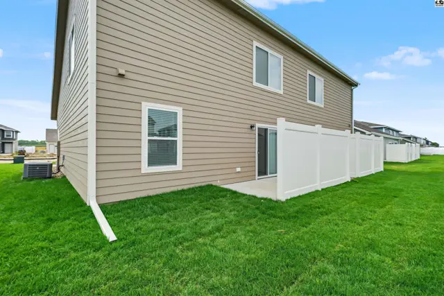 Photo of 2710 Amelia Ln, Salina, KS