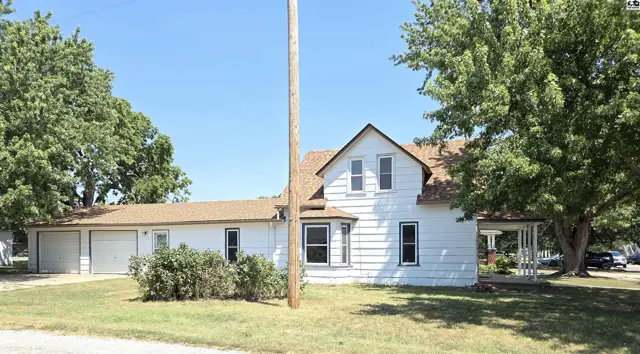 Photo of 540 Clinton St, Little River, KS