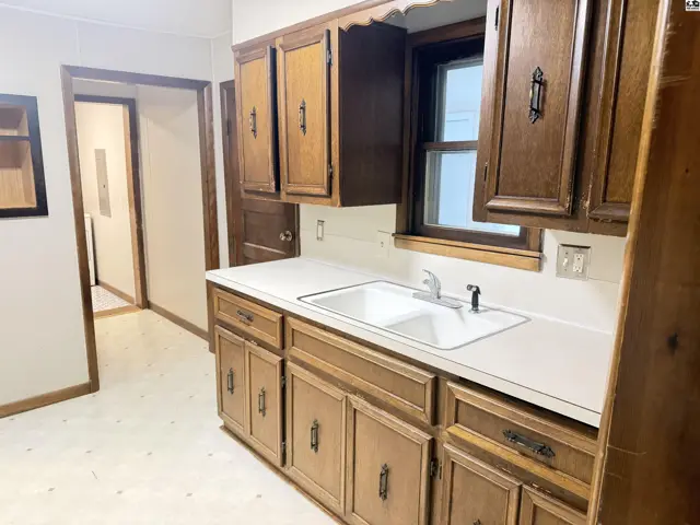Photo of 540 Clinton St, Little River, KS