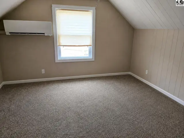 Photo of 452 N Maxwell St, McPherson, KS