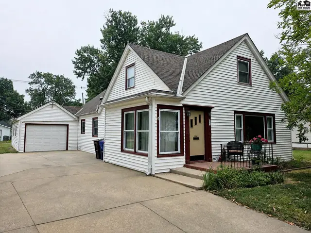 Photo of 452 N Maxwell St, McPherson, KS