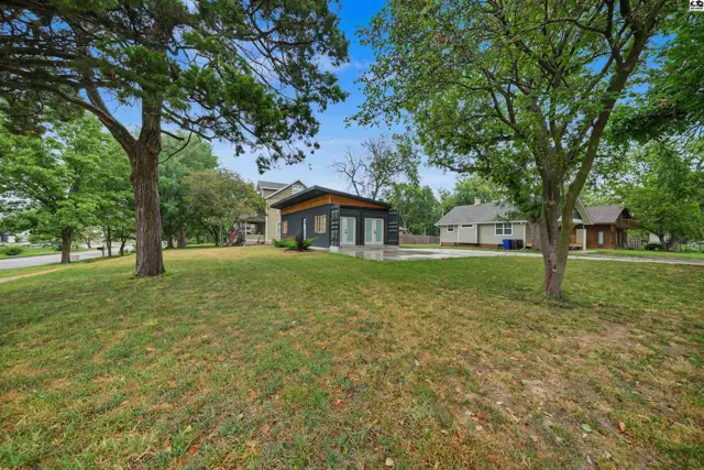 Photo of 604 N Main St, Lindsborg, KS