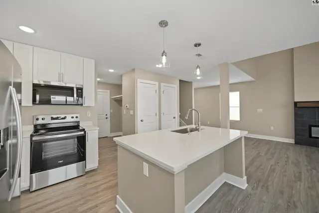 Photo of 2706 Amelia Ln, Salina, KS