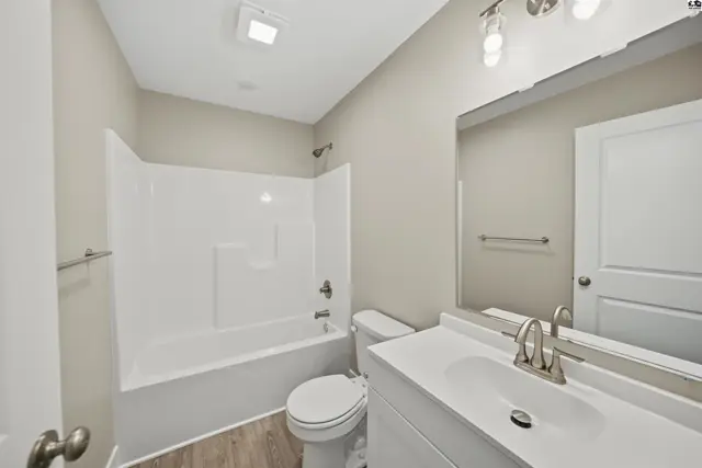 Photo of 2706 Amelia Ln, Salina, KS