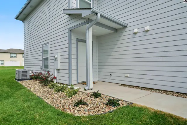 Photo of 2706 Amelia Ln, Salina, KS