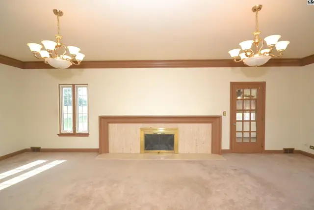 Photo of 1725 W 4th Ave, Hutchinson, KS