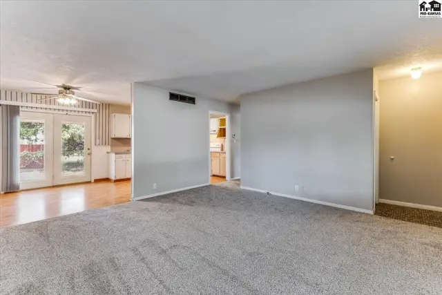 Photo of 1500 E 35th Ave, Hutchinson, KS