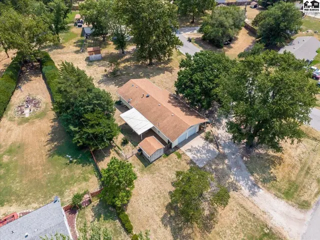 Photo of 1500 E 35th Ave, Hutchinson, KS