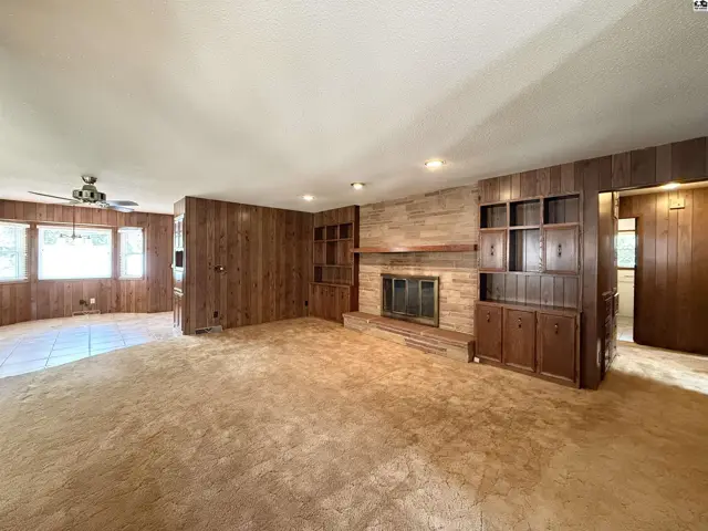 Photo of 705 S Douglas, Lyons, KS