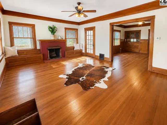 Photo of 1405 N Main St., Hutchinson, KS