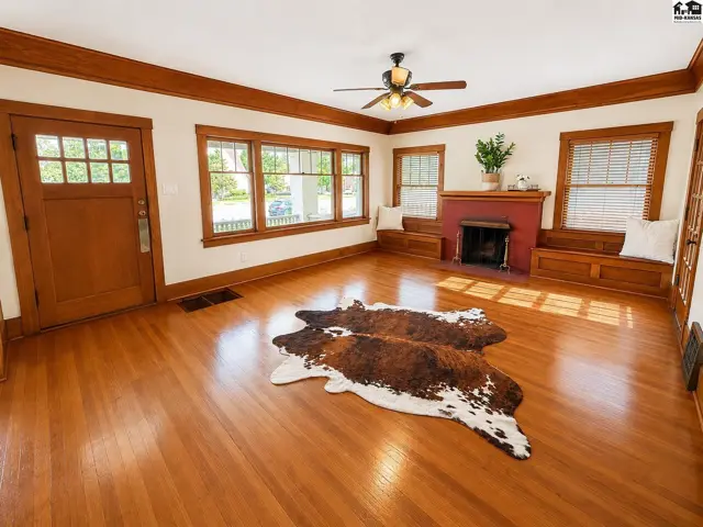 Photo of 1405 N Main St., Hutchinson, KS