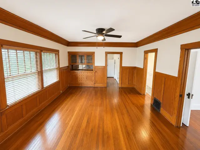 Photo of 1405 N Main St., Hutchinson, KS