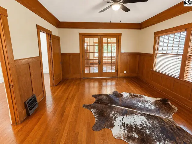 Photo of 1405 N Main St., Hutchinson, KS