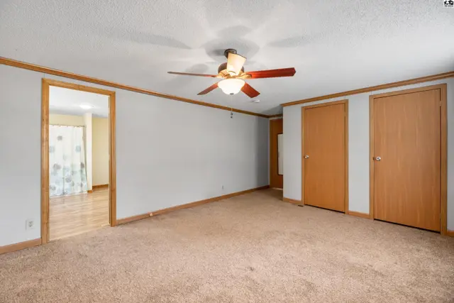 Photo of 300 Williamson Dr, Hutchinson, KS