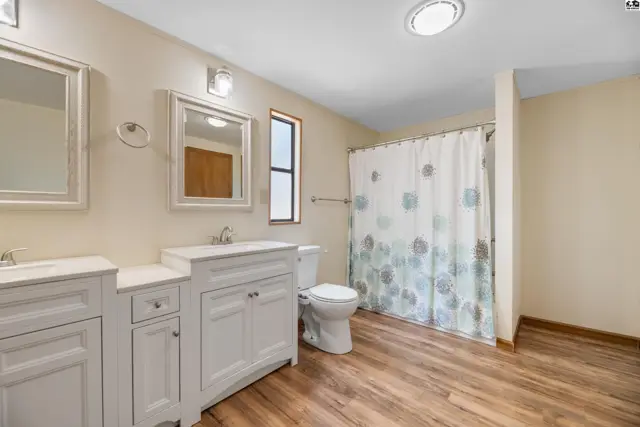 Photo of 300 Williamson Dr, Hutchinson, KS