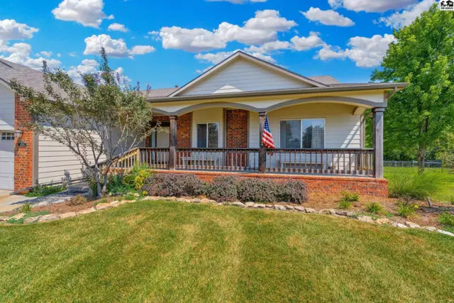 Photo of 14302 E Twinlake Dr, Wichita, KS