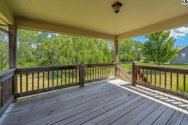 Photo of 14302 E Twinlake Dr, Wichita, KS