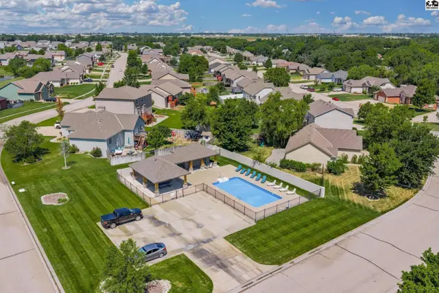 Photo of 14302 E Twinlake Dr, Wichita, KS