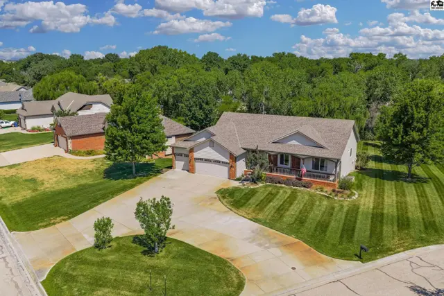 Photo of 14302 E Twinlake Dr, Wichita, KS