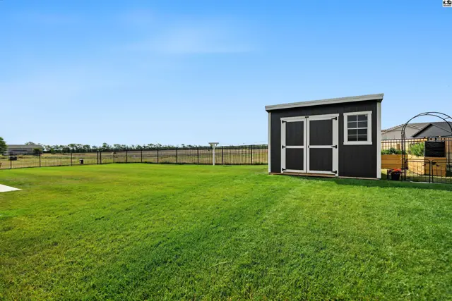Photo of 1416 Curtiss Dr, McPherson, KS