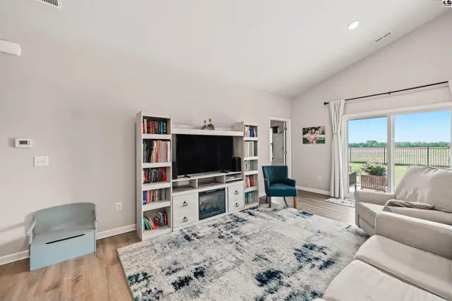 Photo of 1416 Curtiss Dr, McPherson, KS