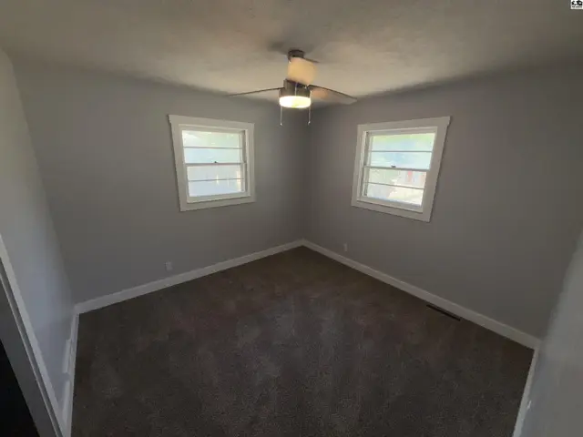 Photo of 2803 N Monroe St, Hutchinson, KS
