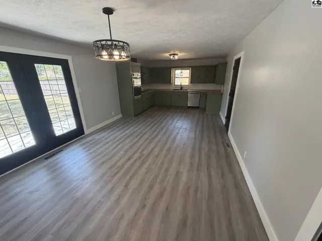 Photo of 2803 N Monroe St, Hutchinson, KS
