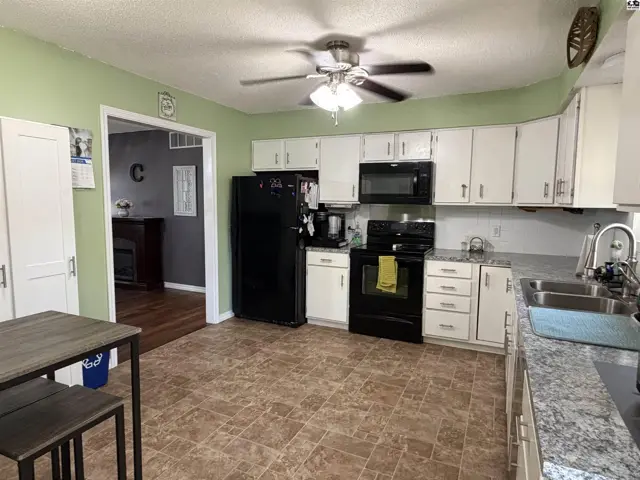 Photo of 1513 Manchester St, McPherson, KS